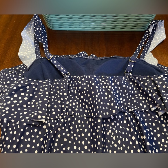 Brand: Kona Sol Women's Polka Dot Ruffle Shoulder One Piece Swimsuit - Picture 7 of 11